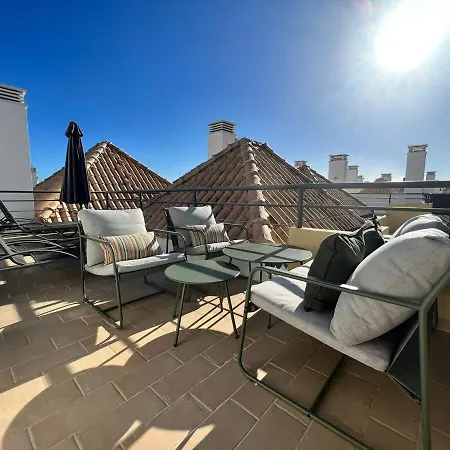 アパート Olive Tree Penthouse *