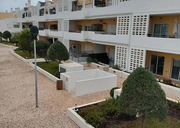 Olive Tree Penthouse アパート