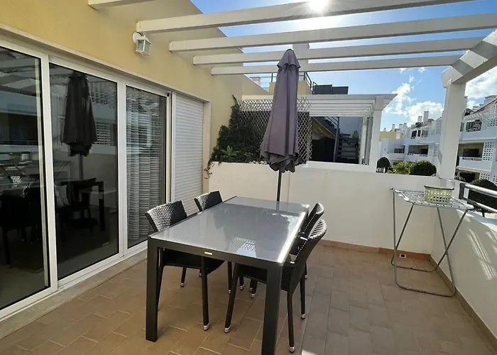 Olive Tree Penthouse Διαμέρισμα Ταβίρα